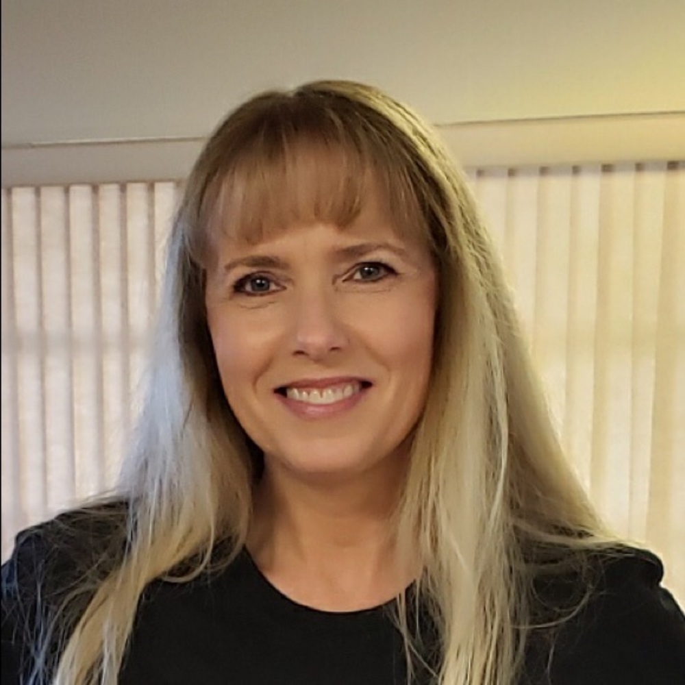 Meet your Posher, Denise
